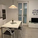 Azzurro Apartment