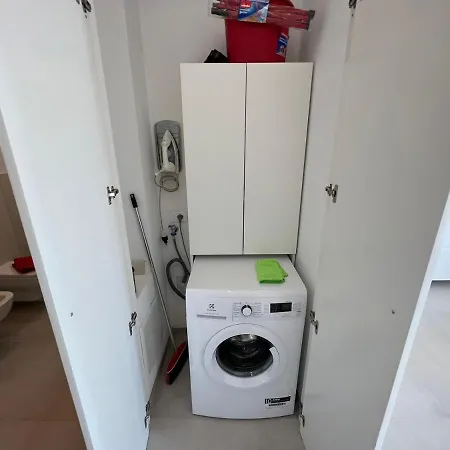 Azzurro Apartment