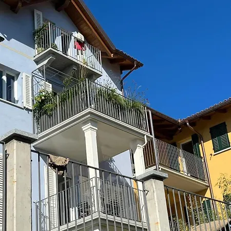 Azzurro *